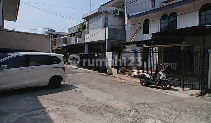 Disewakan Rumah Di Kelapa Gading Permata Biru 4 Lantai