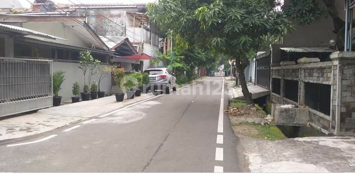 Old House for Sale, Land Price Only, in Cempaka Putih, Central Jakarta. 2