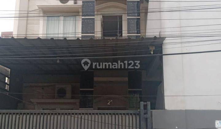 Dijual Rumah Tinggal 3 Lantai Kebon Kacang Tanah Abang 1