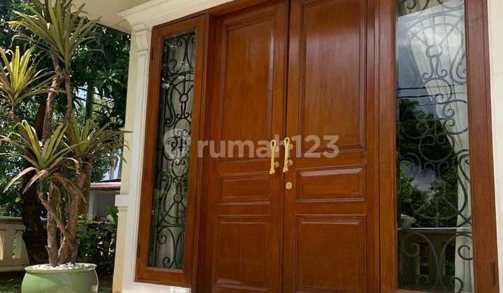 Dijual Rumah 2.5 Lantai Posisi Hook Semi Furnished Di Klp Gading