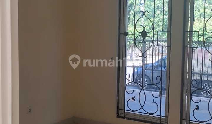 Dijual Rumah 2 Lantai Di Royal Residence Pulogebang 2