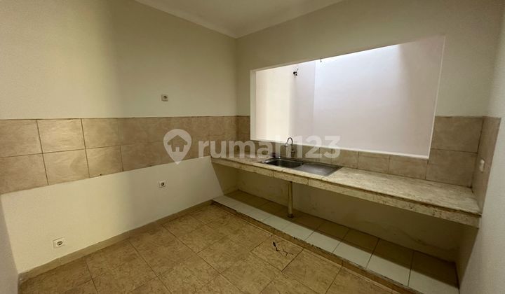 Disewakan Rumah Di Gading Pelangi Jakarta Utara 2