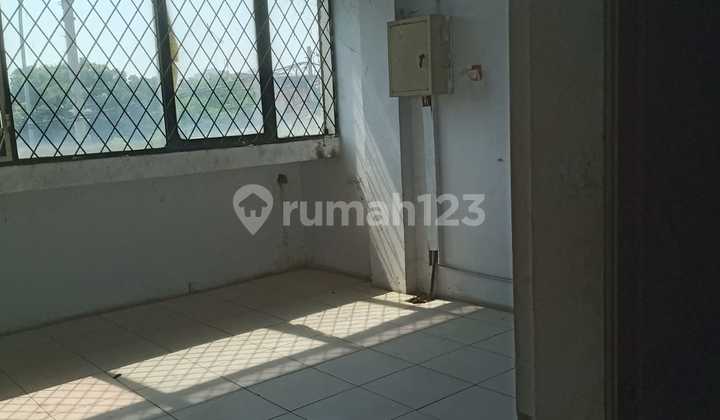 For Rent: Strategic Twin Shophouses in Senen, Central Jakarta 2