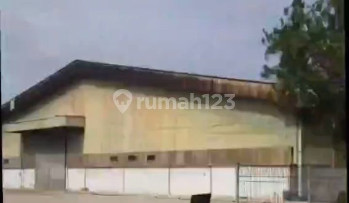 Gudang Luas Citeureup Bogor Jawa Barat bisa Disewa Sebagian