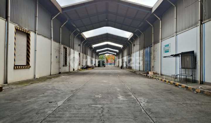 Disewakan Gudang Siap Pakai Kawasan Pergudangan Komatsu 