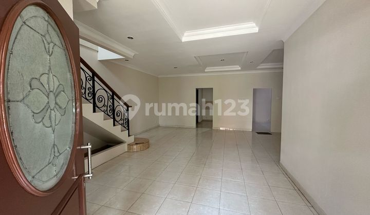 Disewakan Rumah Di Gading Pelangi Jakarta Utara 1