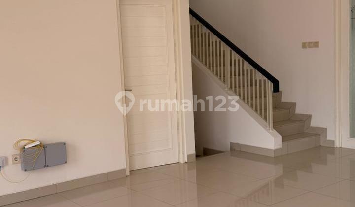 For Rent Large Corner House Residence One BSD Near Binus 2