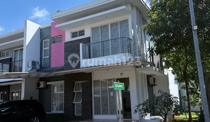 Disewakan Rumah Hoek Luas Di Residence One 4 Kamar Tidur Siap Huni  1