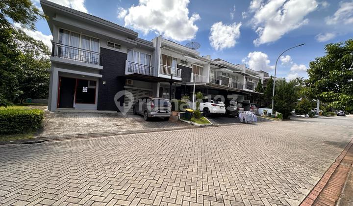 Disewakan Rumah Besar Hoek Di Residence One Luas Tanah 300m Rumah Sewa Siap Huni Sudah Ada Ac 2