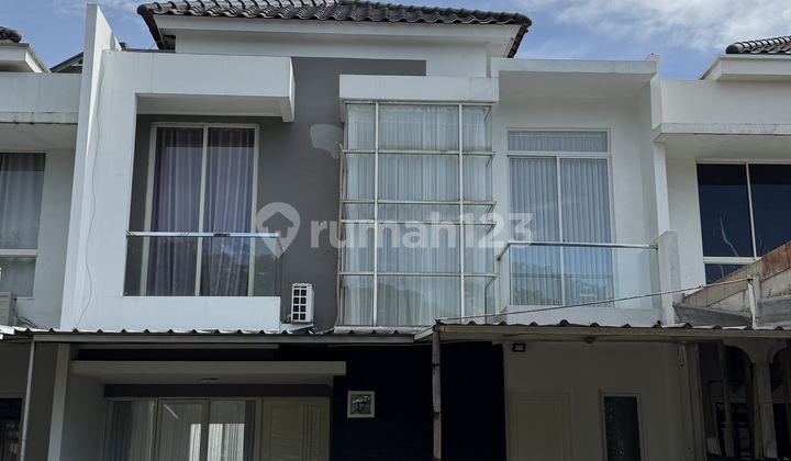 Disewakan Rumah Murah & Rapih Seperti Baru Luas Sekali Di Residence  1