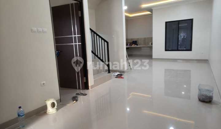 Rumah Siap Huni Di Melati Mas Tidak Ada Pr 100% Rapih 4 Kamar Tidur Bebas Banjir 2