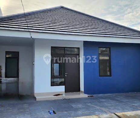 Rumah Bagus SHM - Sertifikat Hak Milik di Villa Melati Mas 1