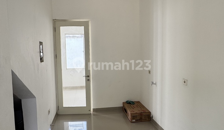 Disewakan Rumah Murah & Rapih Seperti Baru Luas Sekali Di Residence  2
