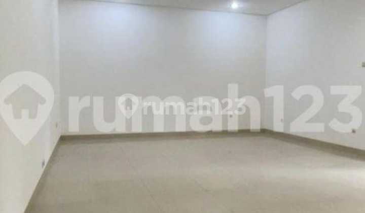 Rumah Hoek 4 Kamar Tidur Siap Huni di BSD Residence One 2