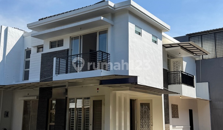 Large Corner House Beside Binus in Residence One Below Market Price Very Large Land Large Corner House Beside Binus in Residence One Below Market Price Very Large Land