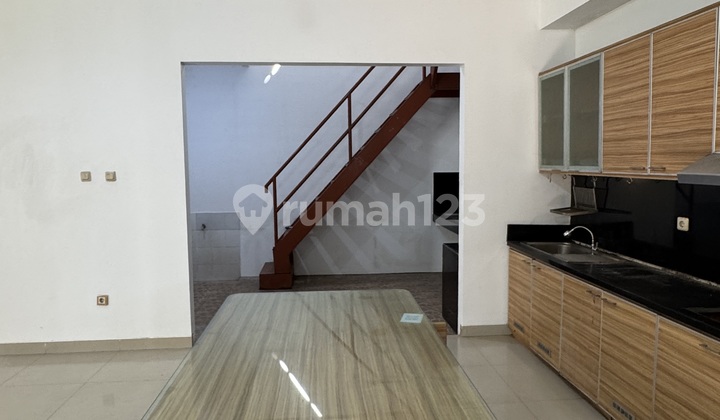 Large House in Residence One Bsd Next to Binus Corner, Land Area 270m²