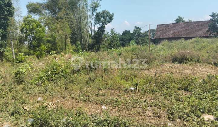 Tourism land, city and mountain view in Pacet. Suitable for villas and gardens.