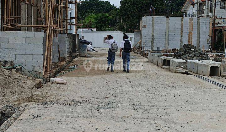 Rumah Mewah 2 Lantai Pondok Bambu Duren Sawit 2