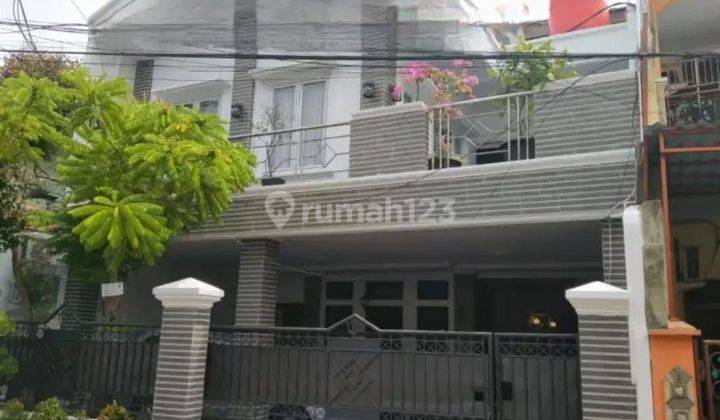 Di Jual Rumah Cantik Minimalis Klasik 1