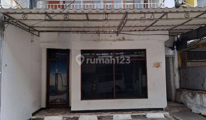 Di Sewakan Kantor / Ruang Usaha / Rumah 1