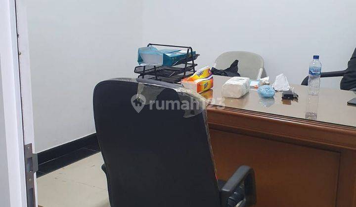 Di Sewakan Kantor / Ruang Usaha / Rumah 2