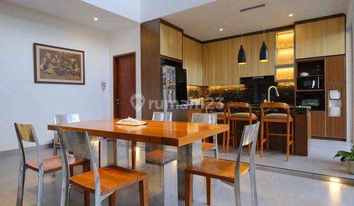 Dijual Villa Mewah Baru Di Seminyak  2