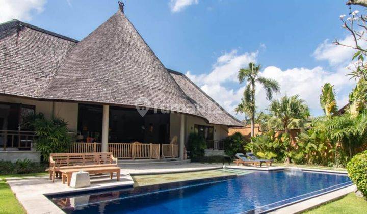 Dijual Villa Lokasi Seminyak 2