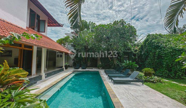 Dijual Villa Lokasi Pererenan 2