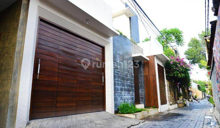 Dijual Villa Lokasi Legian 1