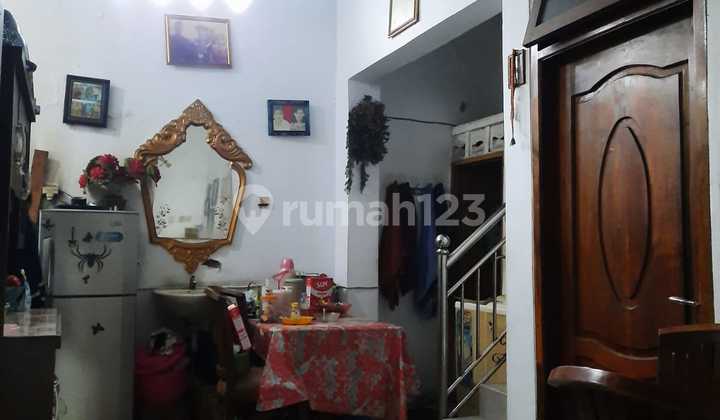 Rumah Luas 3 Lantai Lokasi Strategis Dekat Ke Mall Summarecon 7