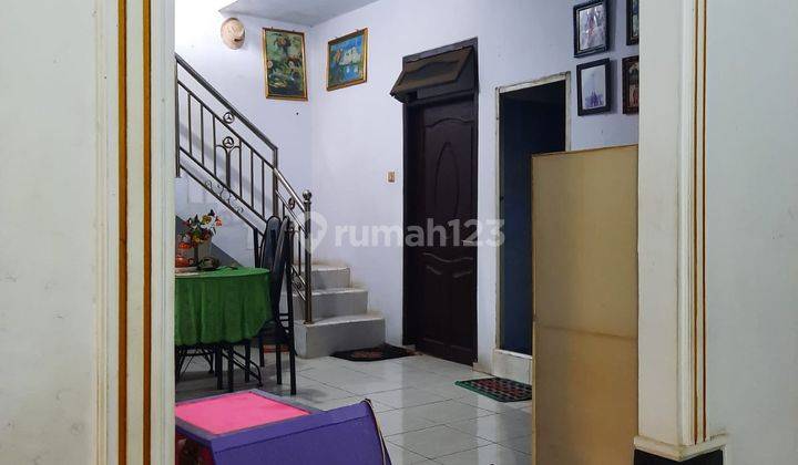 Rumah Luas 3 Lantai Lokasi Strategis Dekat Ke Mall Summarecon 13