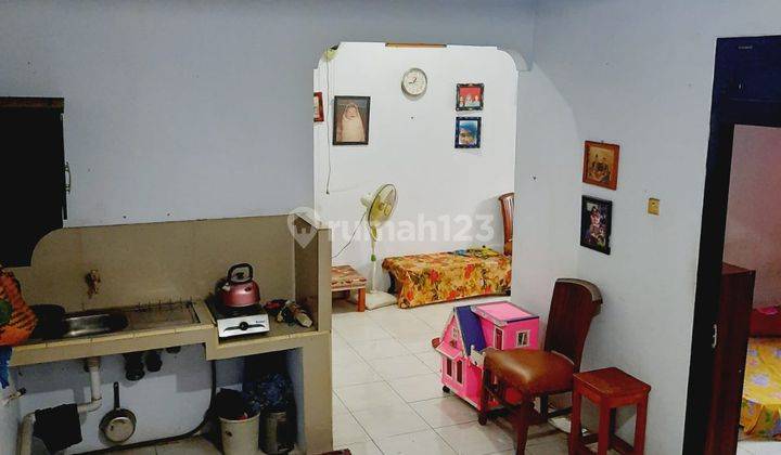 Rumah Luas 3 Lantai Lokasi Strategis Dekat Ke Mall Summarecon 16