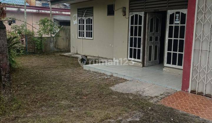 Rumah 3 Kamar Tidur Halaman Luas Lingkungan Asri Di Perum Pasir Putih, Pekanbaru 16