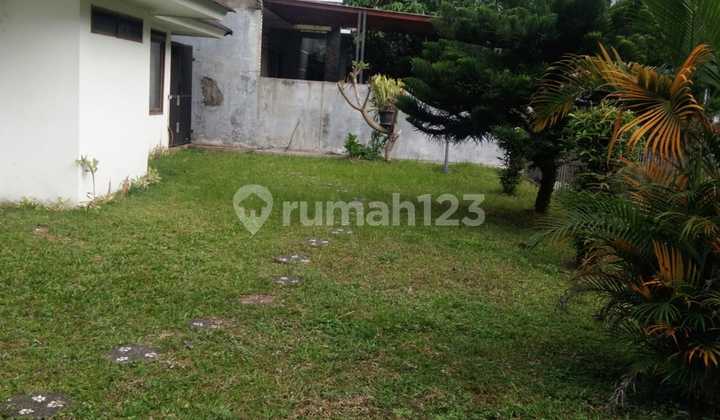 Quick Sale, Strategic Main Road House in Cigadung, Suitable for Office or Business Premises. 2