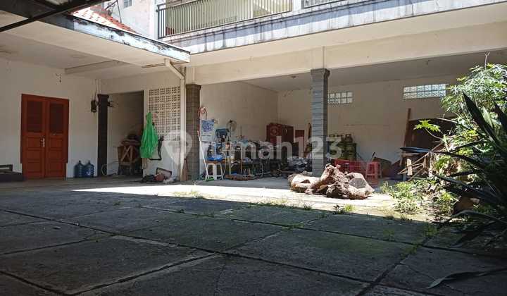 Jual Cepat Rumah Hitung Tanah Saja Cocok Buat Kosan Lokasi Strategis Jual Cepat Rumah Hitung Tanah Saja Cocok Buat Kosan Lokasi Strategis