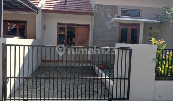 Disewakan Rumah siap Huni  Dekat Terminal Antapani Bisa Buat Kantor