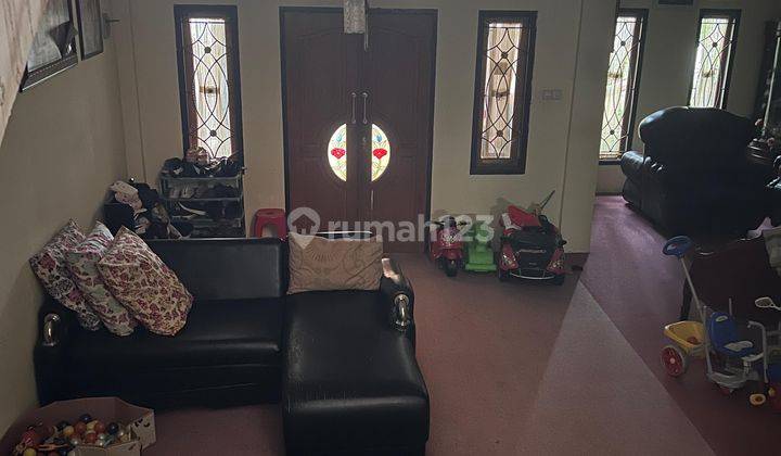 ruang tamu jual cepat rumah bagus terawat