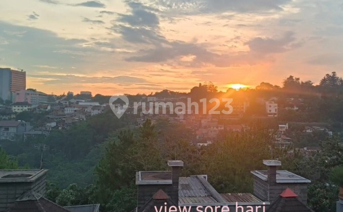 For Rent: Ready-to-Occupy House in Cisitu Indah with Good View, Near ITB Bandung