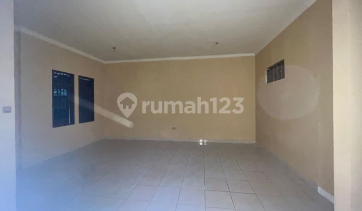 Strategic House for Rent, Suitable for Office and Business Location 2