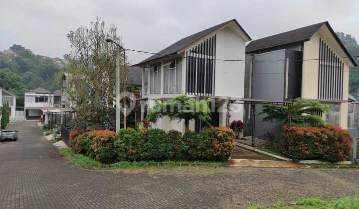 Jual Cepat Rumah Hoek Di Kampung  Padi Cisitu Kota Bandung 