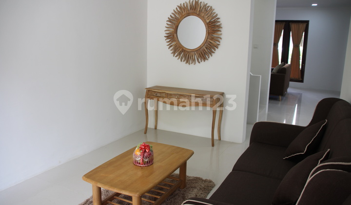 Minimalist House For Rent at Villa Panbil! Minimalist House For Rent at Villa Panbil!