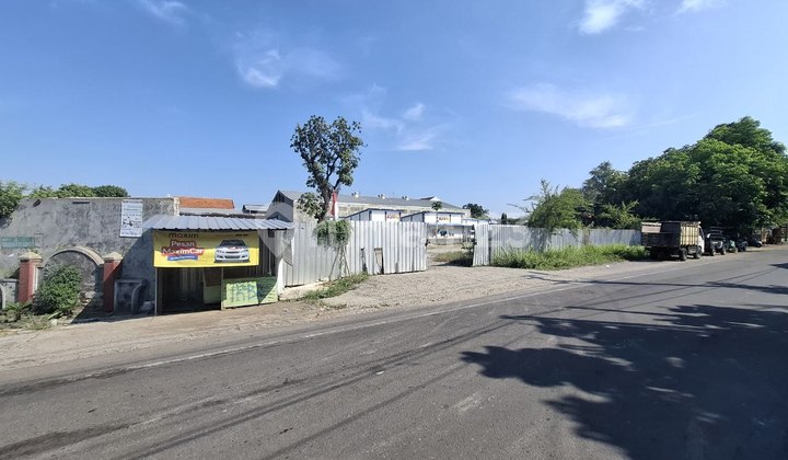 Ready-to-Use Land Area in Nusukan Ready-to-Use Land Area in Nusukan