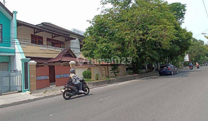 Disewakan Rumah Klasik Siap Pakai Tengah Kota Solo 1