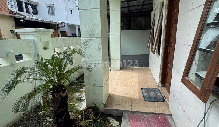 Dijual Rumah dan perabotan Kartasura, sukoharjo Furnished Bagus  1