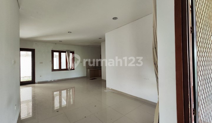For Sale Rumah Colomadu istimewa Security 24 jam 2