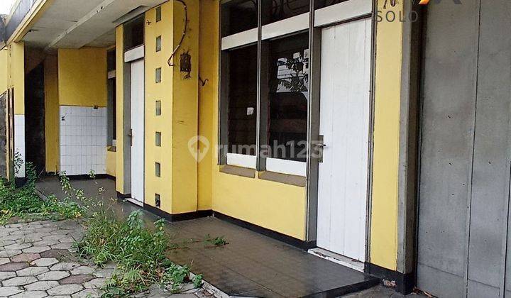 Sewa/Jual Rumah 2 lanta Ngemplak Pinggir jalan besar 1