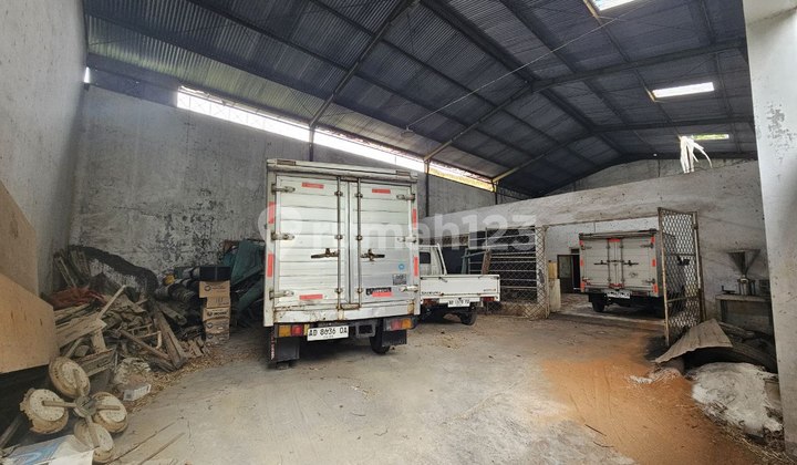 Gudang Tengah Kota Solo