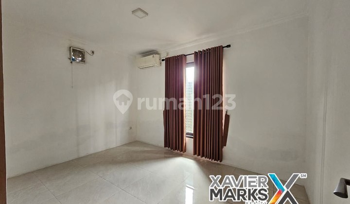 For Rent: Move-in Ready House in City Center, Suitable for Office Use For Rent: Move-in Ready House in City Center, Suitable for Office Use