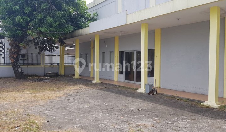 Disewakan ruang usaha  Daerah ramai cocok untuk usaha bimbel ataupun kantor Banjarsari 2