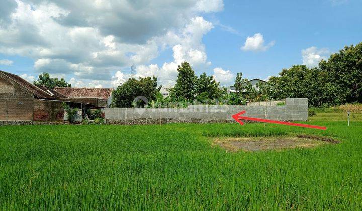 Dijual : Tanah dan bangunan  Lokasi Mojosongo Sudah diuruk dan pagar keliling  2